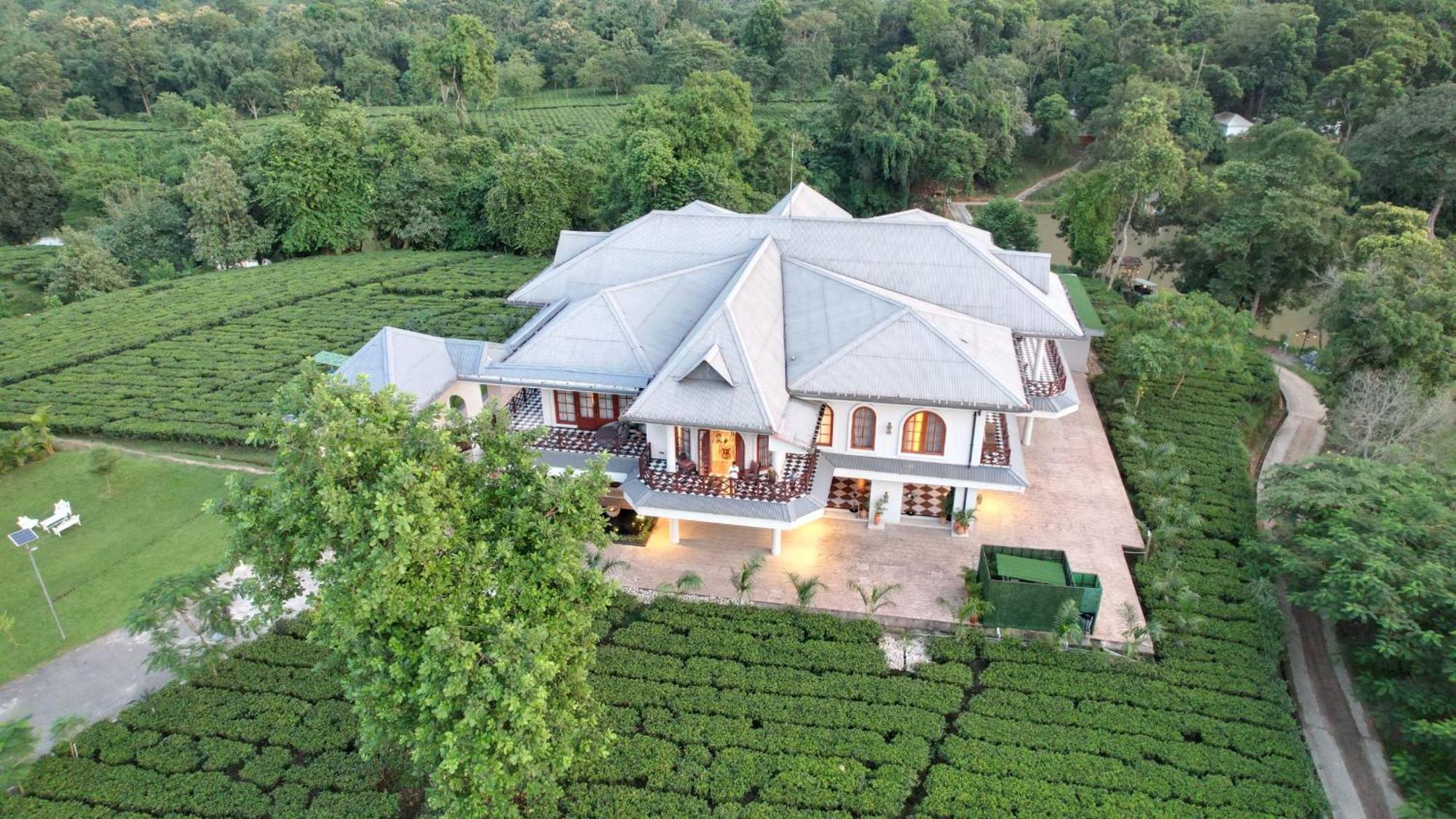Vaani Greens Wildlife Resort, Kaziranga Kuthari ภายนอก รูปภาพ