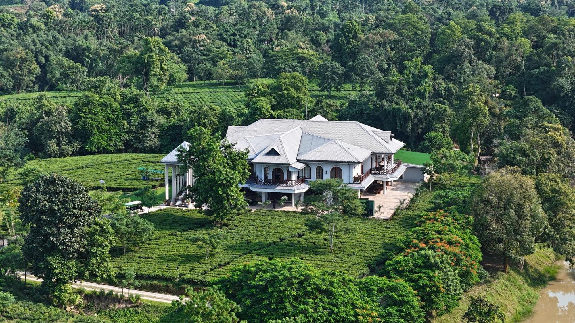 Vaani Greens Wildlife Resort, Kaziranga Kuthari ภายนอก รูปภาพ