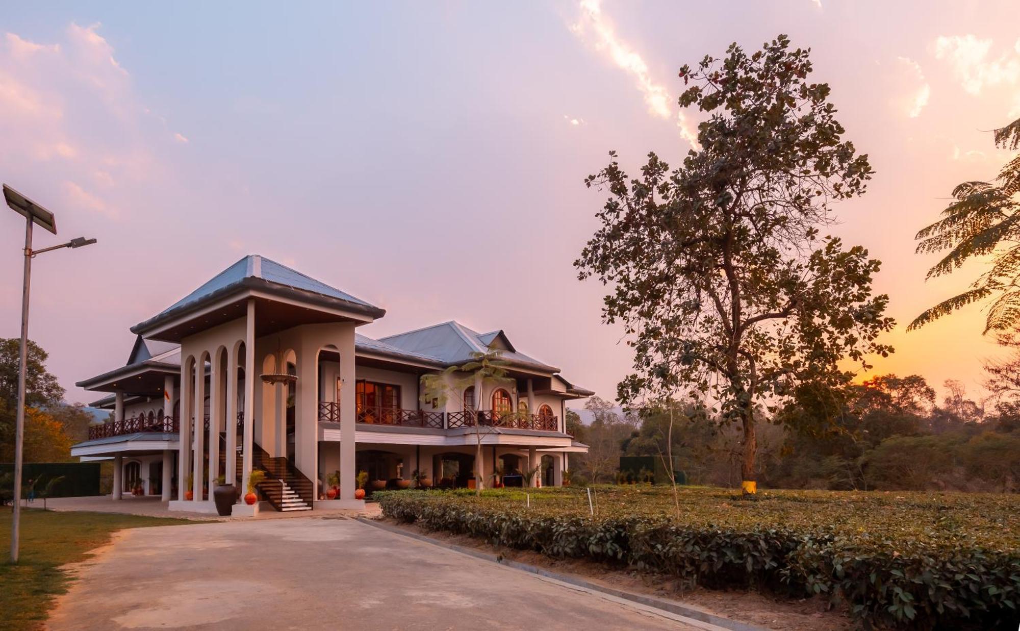 Vaani Greens Wildlife Resort, Kaziranga Kuthari ภายนอก รูปภาพ